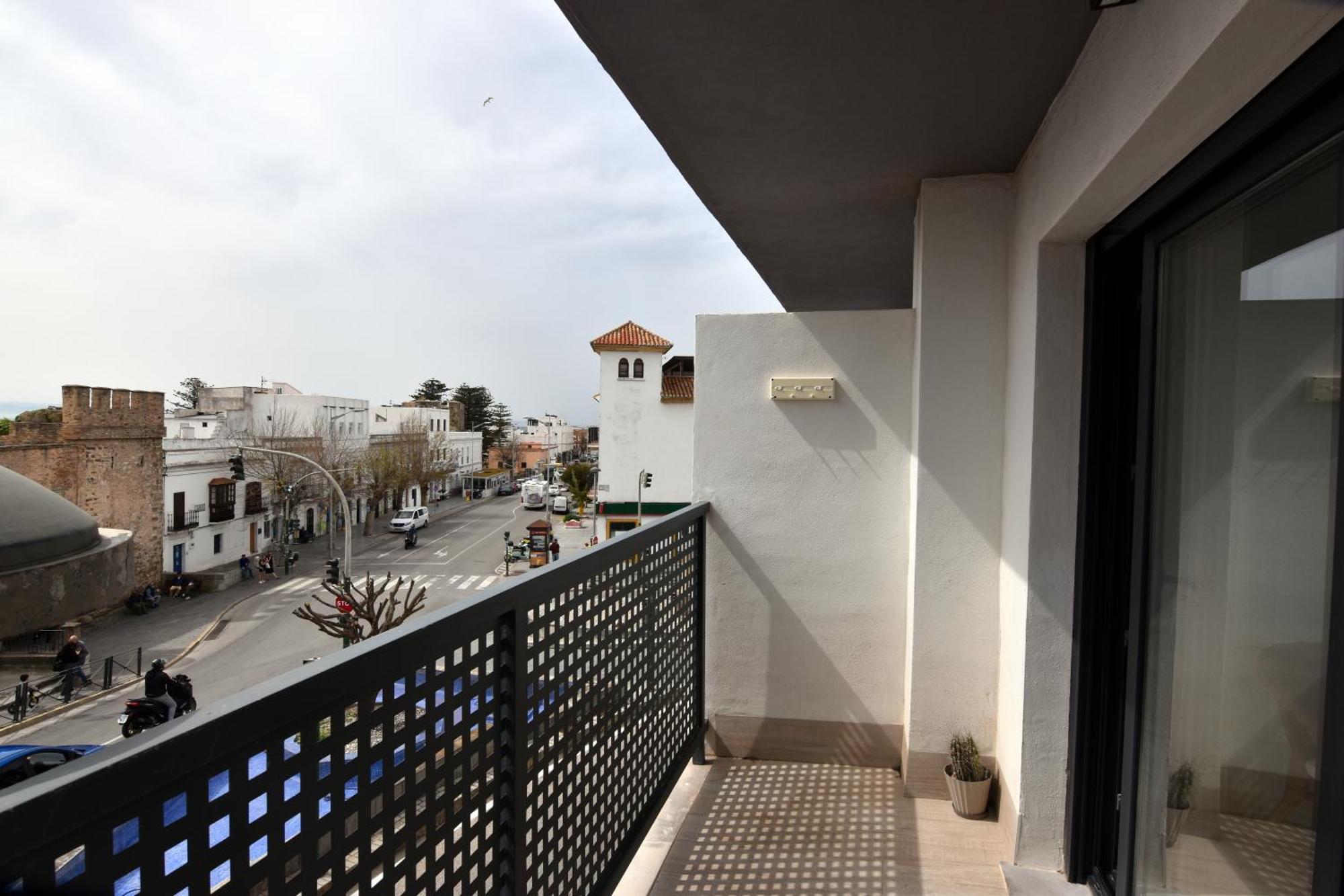 Complete Apartment In Tarifa Center Bagian luar foto